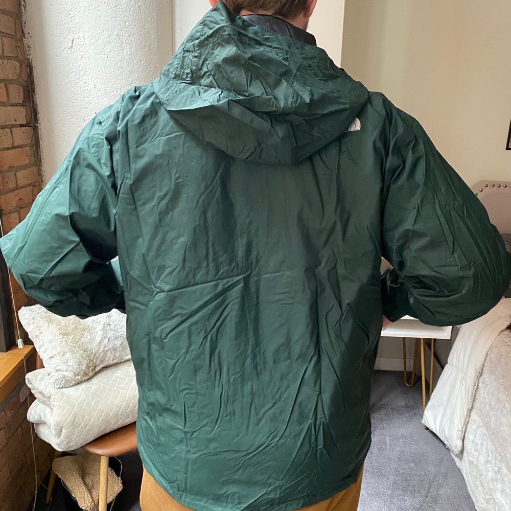 Men’s North Face Rain Jacket Windbreaker